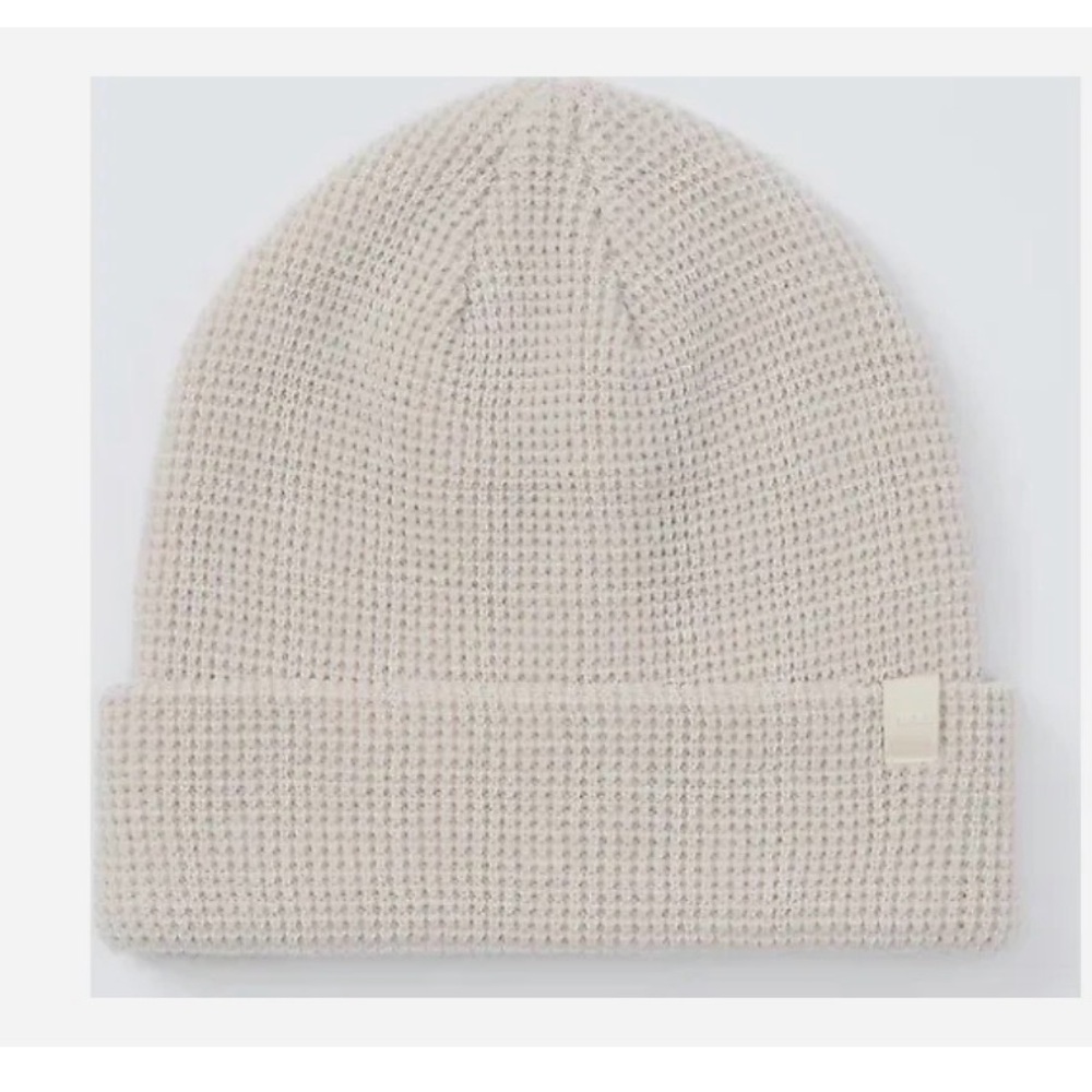 Vuori Alpine Waffle Beanie Salt